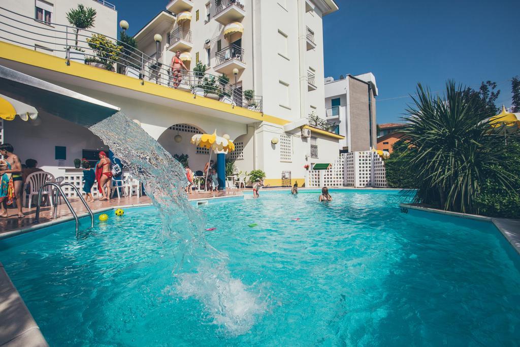 Hotel Gardenia Bellaria-Igea Marina Exterior foto